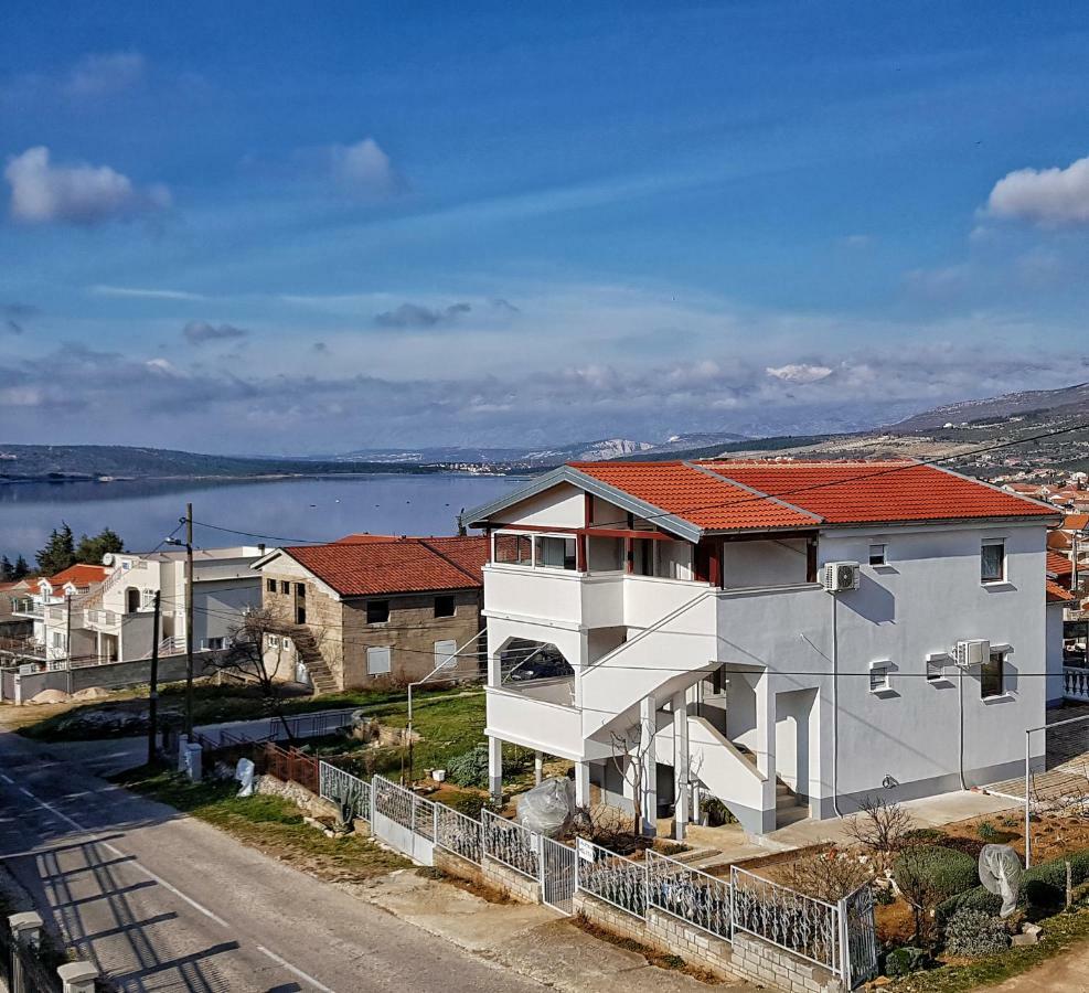 Apartman Melita Apartment *